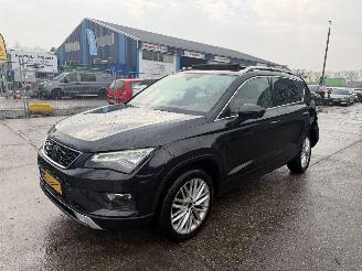 Vaurioauto  passenger cars Seat Ateca 1.4 110KW Ecotsi Xcellence Pano Clima Navi Led Xenon 2017/2