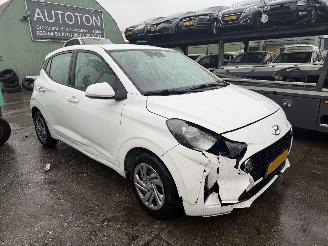 Unfallwagen Hyundai I-10 1.0 49KW Comfort Airco 5-Deurs Led NAP 2021/12