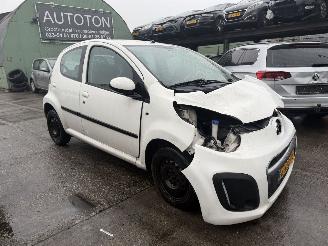 krockskadad bil auto Citroën C1 1.0 50KW Airco Collection 5-Drs NAP 2013/3