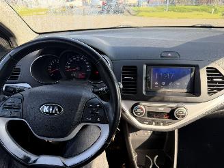 Kia Picanto 1.0 CVVT 51KW Clima Led First Edition 5-Drs NAP picture 9
