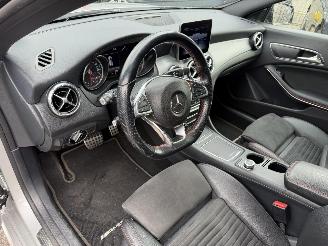 Mercedes Cla-klasse 180 90KW Autom. Clima Navi Led Business Solution AMG picture 9