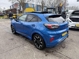 Damaged car Ford Puma 1.0 Ecoboost 114KW Pano Clima Navi Led ST-Line X First Edition Camera NAP 2020/7