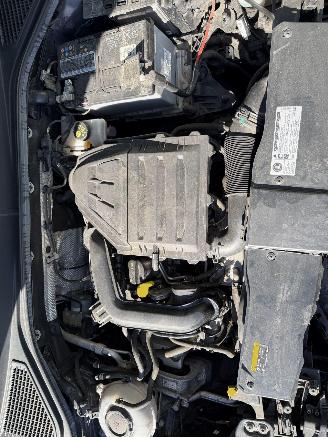 Volkswagen T-Roc 1.0 TSI 85KW Pano Clima Navi Camera Led Sport picture 22