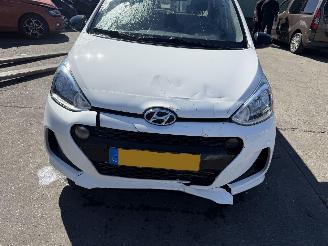 Hyundai I-10 1.0i 49KW I-Drive 5-Deurs picture 13