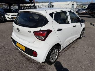 Hyundai I-10 1.0i 49KW I-Drive 5-Deurs picture 2