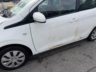 Peugeot 108 1.0 e-VTI 50KW Airco 5-Drs Led Active NAP picture 14