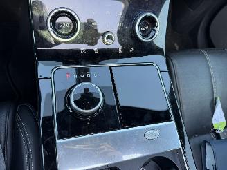Land Rover Range Rover Velar 2.0 I4 177KW AWD HSE Autom. Pano Clima Navi R-Dynamic HUD NAP picture 17