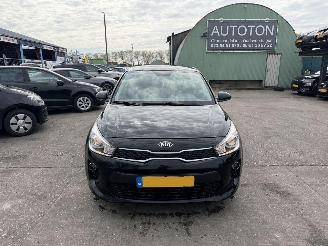 Schadeauto Kia Rio 1.0 TGDI 74KW Navi Clima Camera Led ComfortPlusLine NAP 2017/2