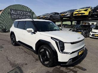 Schadeauto Kia EV9 99.8 kWh 150KW Autom. Clima Navi 7-Pers 360 Camera 2024/6