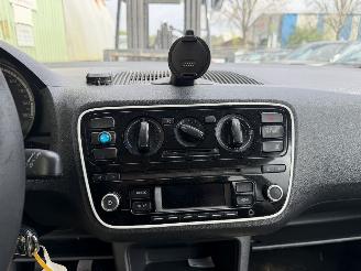 Volkswagen Up! 1.0 44KW Airco picture 8
