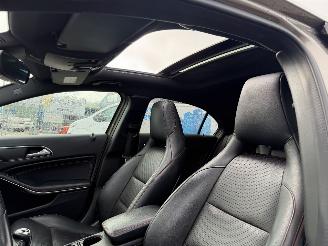 Mercedes A-klasse 200 Prestige 115KW Pano Clima Navi Led Xenon AMG-Pakket picture 7