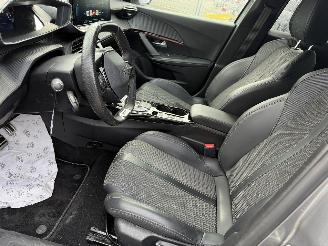 Peugeot e-2008 GT 50 kWh EV 100KW Autom. Clima Navi Led Camera NAP picture 5