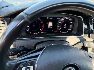 Volkswagen Golf 1.0 TSI DSG Pano Clima Navi Virtual Dash Highline R 5 Deurs NAP picture 11