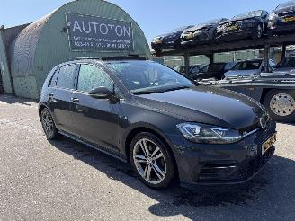 Volkswagen Golf 1.0 TSI DSG Pano Clima Navi Virtual Dash Highline R 5 Deurs NAP picture 2