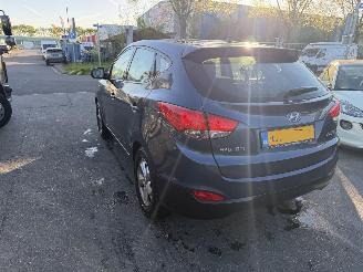 Damaged car Hyundai Ix35 2.0i 120KW Active Airco NAP 2010/6