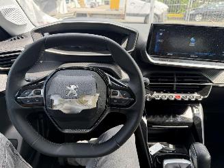 Peugeot 208 1.2 55KW Allure Clima Navi 360 Camera NAP picture 9