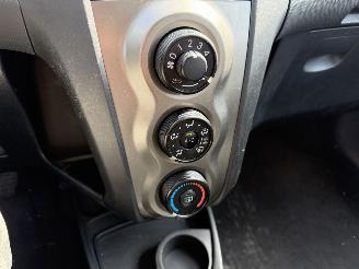 Toyota Yaris 1.0 VVTi 51KW Navi Airco NAP picture 11