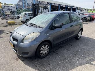 Toyota Yaris 1.0 VVTi 51KW Navi Airco NAP picture 2