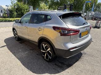 Schadeauto Nissan Qashqai 1.3 DIG-T Autom. Pano Clima Navi Camera 2021/2