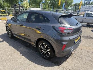 Damaged car Ford Puma 1.0 Ecoboost 92KW Hybrid X ST-Line Clima Navi Camera 2021/6