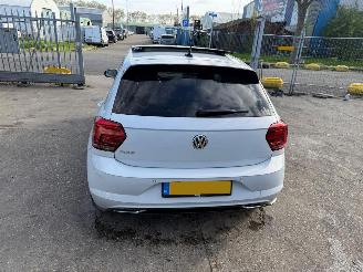 Volkswagen Polo 1.0 TSI 70kW Pano picture 3