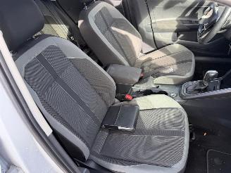 Volkswagen Polo 1.0 TSI 70kW Pano picture 13