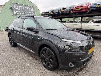 Damaged car Citroën C4 cactus 1.2 e-VTI Autom. 60KW Pano Clima Navi Camera Led Business NAP 2014/11