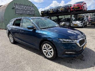 Skoda Octavia 1.0 TSI 81KW Clima Navi Led Virt. Dash Keyless Business Edition NAP picture 1