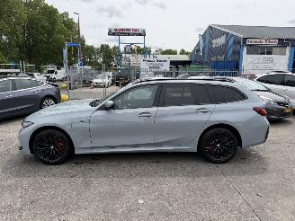 BMW 3-serie 330e 135KW Pano Clima Navi M-Pakket NAP picture 1