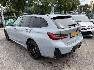 Voiture accidenté BMW 3-serie 330e 135KW Pano Clima Navi M-Pakket NAP 2025/12