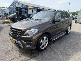 Schadeauto Mercedes ML 350 CDI 190KW Autom. Pano Clima Navi Xenon Led Bleutec NAP 2013/3