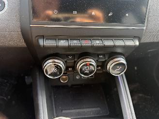 Renault Clio 1.0 TCE 67KW Techno 90 GPF Clima Navi Led 5-Drs NAP picture 9