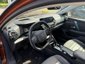 Citroën E-C4 50 kWh Shine Pano Autom. Clima Navi Led 360 Camera NAP picture 6