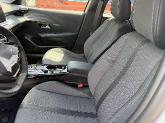 Peugeot e-208 50 kWh EV Allure Pack Clima Navi Led 5-Drs NAP picture 8