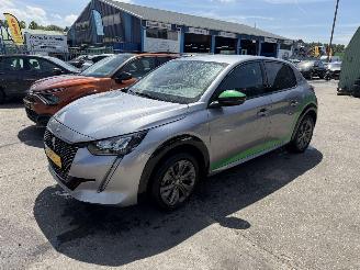 Unfallwagen Peugeot e-208 50 kWh EV Allure Pack Clima Navi Led 5-Drs NAP 2023/6