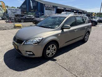 škoda osobní automobily Kia Cee d 1.4 CVVT 66KW Clima X-Executive NAP 2010/11