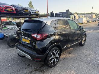 Renault Captur 0.9 TCE 66KW  Bose Clima Navi Led Camera picture 3
