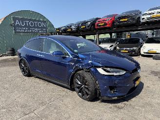 Damaged car Tesla Model X 75D 245KW Base Clima Navi  NAP 2017/9