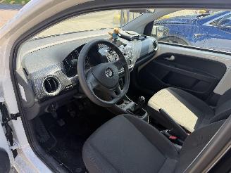 Volkswagen Up! 1.0 44KW Airco Move Up 5-Deurs Bleumotion NAP picture 9