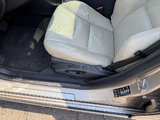 Volvo V-60 2.4 D6 AWD 158W PHEV Schuifdak Clima Navi Leer Camera Summum NAP picture 8
