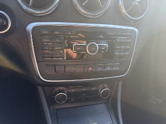 Mercedes A-klasse 180 CDI 80KW Navi Clima Led Xenon Ambition NAP picture 8