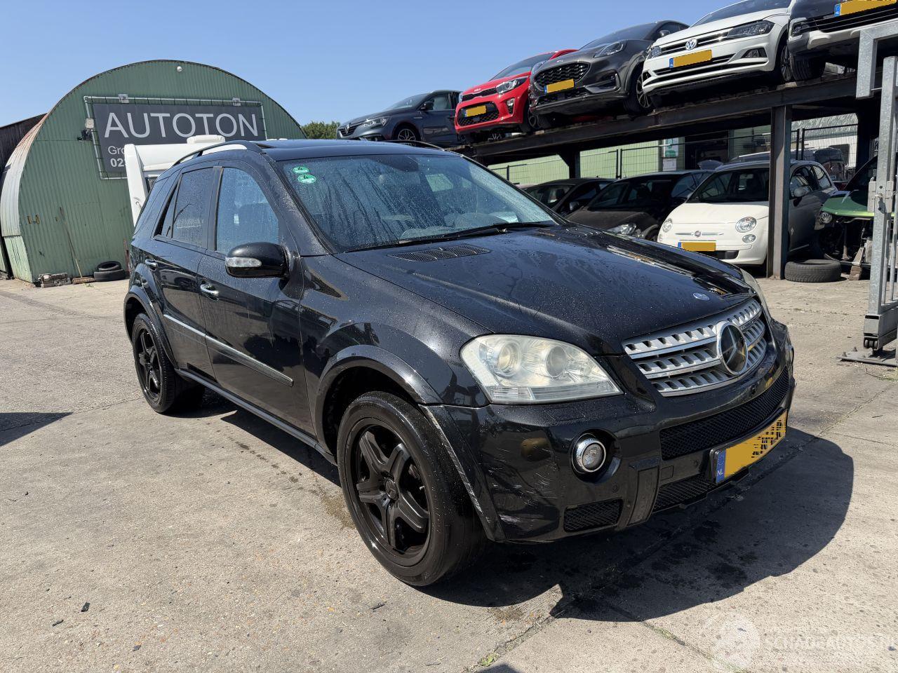 Mercedes ML 420 V8 CDI 225KW Autom. Schuifdak Clima Navi Xenon Camera