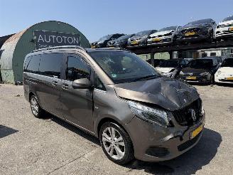 škoda osobní automobily Mercedes V-klasse 250D 140KW Lang 4-Matic Autom. Avantgarde Edition 2x Elek Deur 360View 2016/5