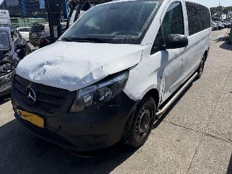 Mercedes Vito 116CDI 120KW Automaat Tourer Airco Pro Lang 8-Pers NAP picture 2