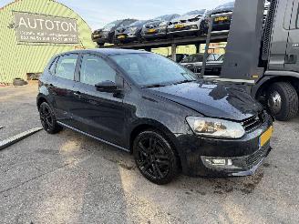 uszkodzony samochody osobowe Volkswagen Polo 1.2 TSI 66KW Airco 5-Deurs Comfortline NAP 2012/2