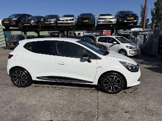 Renault Clio 0.9 TCE 66KW Clima Navi Led 5-Drs Night & Day picture 2
