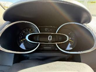 Renault Clio 0.9 TCE 66KW Clima Navi Led 5-Drs Night & Day picture 9