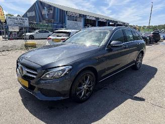 Schadeauto Mercedes C-klasse 250CDI 150KW Autom. 4Matic Clima Navi Led Xenon 2015/3