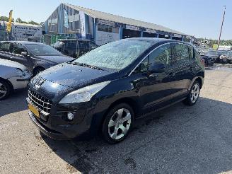 Peugeot 3008 1.6 VTI 88KW Pano Clima Premiere NAP picture 1