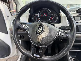 Volkswagen Up! 1.0 44KW High Up Pano Airco 5-Drs picture 9
